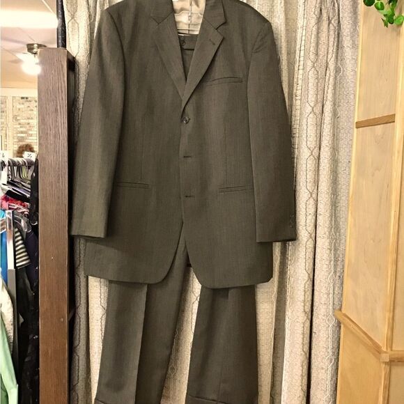 J Ferrar men's grey suit 36/34 - Picture 1 of 4